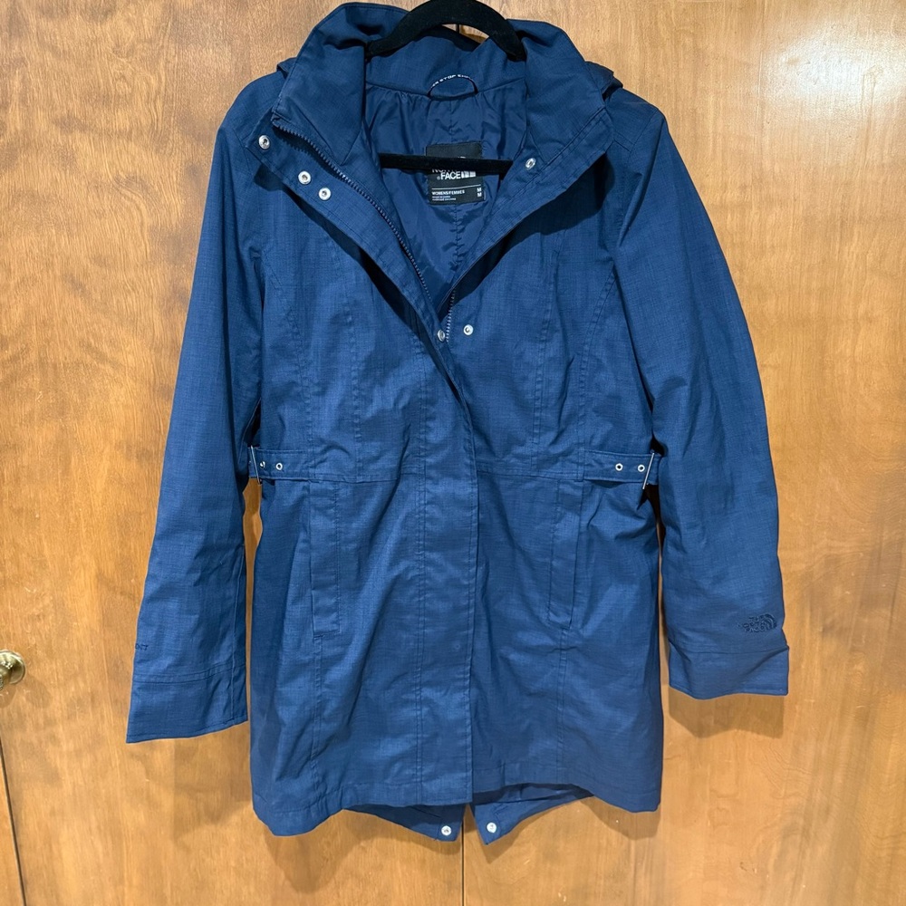 Ladies' Northface Anorak Detachable Hood Full Zip Snap Jacket, M
